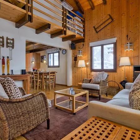 Alpesi faház Chalet Les Jeunes Mooi Houten Chalet Met Open Haard En Parkeerplaats La Tzoumaz