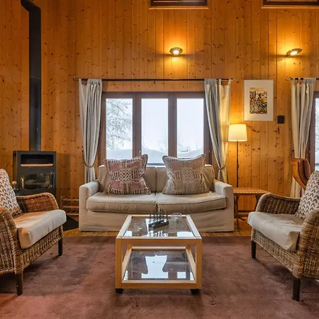 Chalet Les Jeunes Mooi Houten Chalet Met Open Haard En Parkeerplaats Alpesi faház