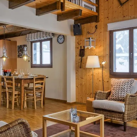 Chalet Les Jeunes Mooi Houten Chalet Met Open Haard En Parkeerplaats Alpesi faház La Tzoumaz