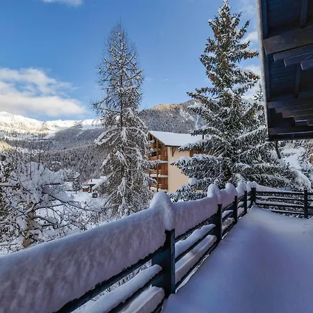 Chalet Les Jeunes Mooi Houten Chalet Met Open Haard En Parkeerplaats Alpesi faház