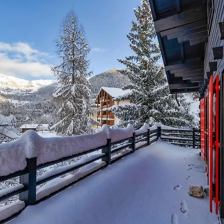 Chalet Les Jeunes Mooi Houten Chalet Met Open Haard En Parkeerplaats *