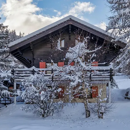 Alpesi faház Chalet Les Jeunes Mooi Houten Chalet Met Open Haard En Parkeerplaats *